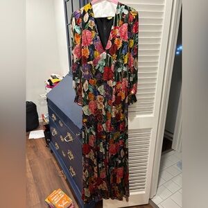 Alice + Olivia Vibrant Floral Silk Long Sleeve Dress